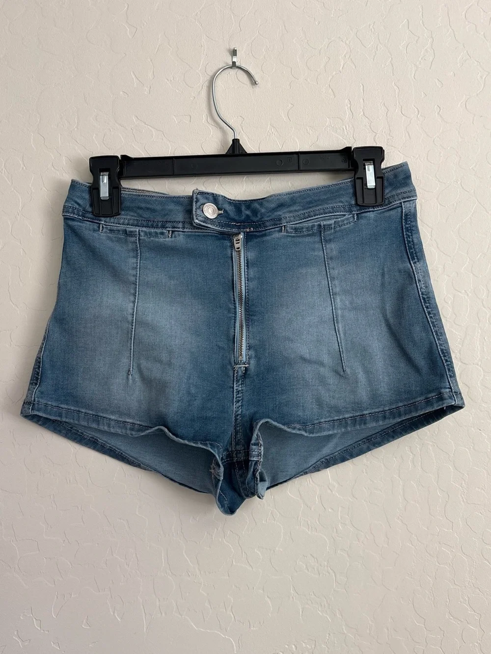 Free People Honeycomb High Rise Denim Micro Shorts Medium Wash Size 27 Moto Boho
